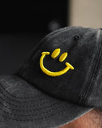 Gorra básica washed bordada