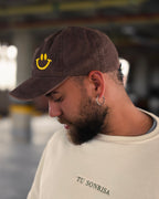 Gorra básica washed bordada