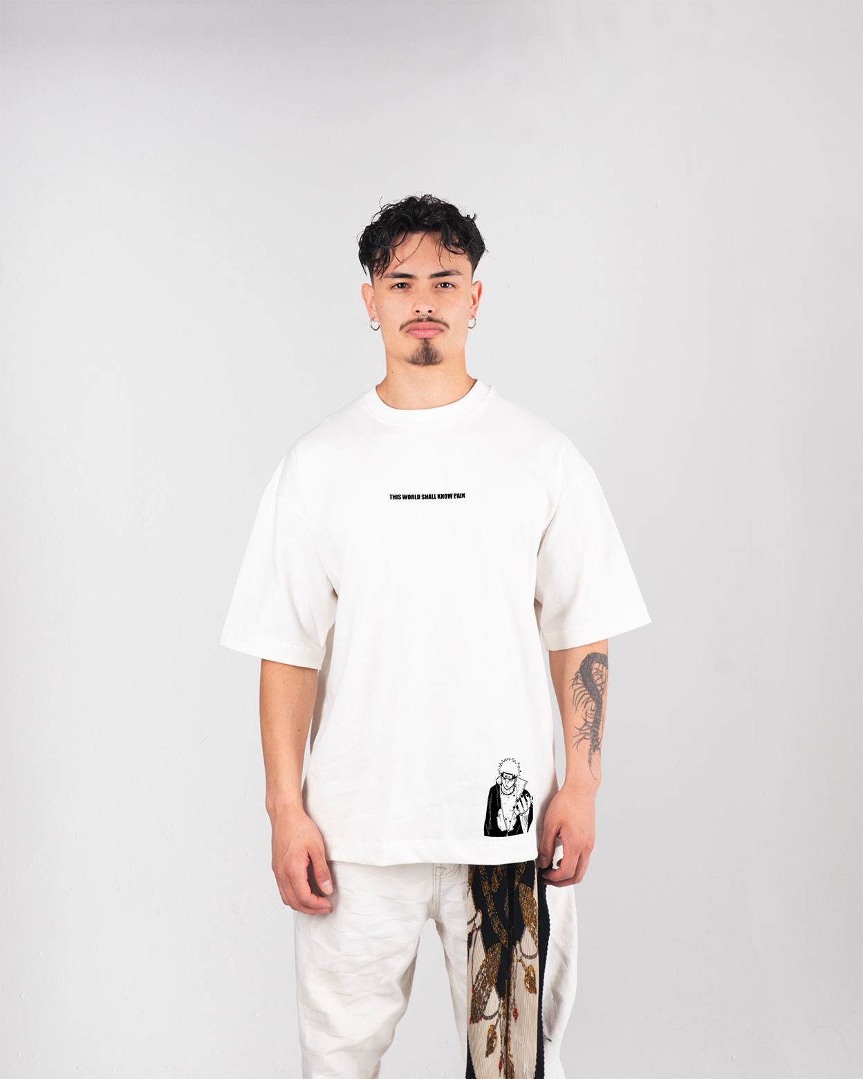 Camiseta Oversized Blanca/marfil Pain